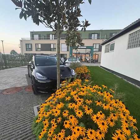 Appart hôtel Fair N Square 24 Stunden Self-check In 4*