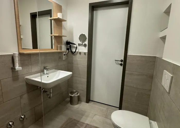 Fair N Square 24 Stunden Self-check In 4*